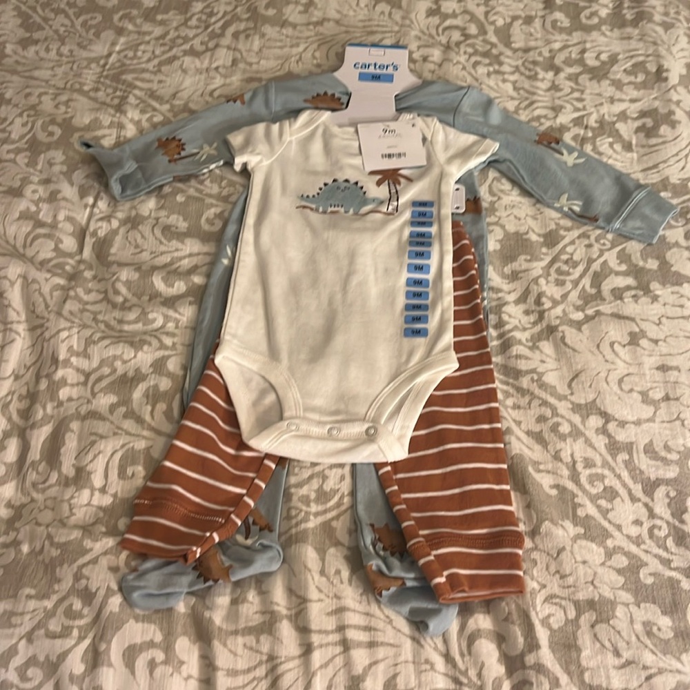 NWT Carter’s 3pc Boy’s Sleepwear set size 9month
